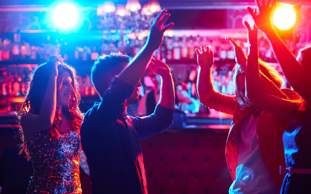 Custom Nightclub Payment Solutions for Bars & Restaurants